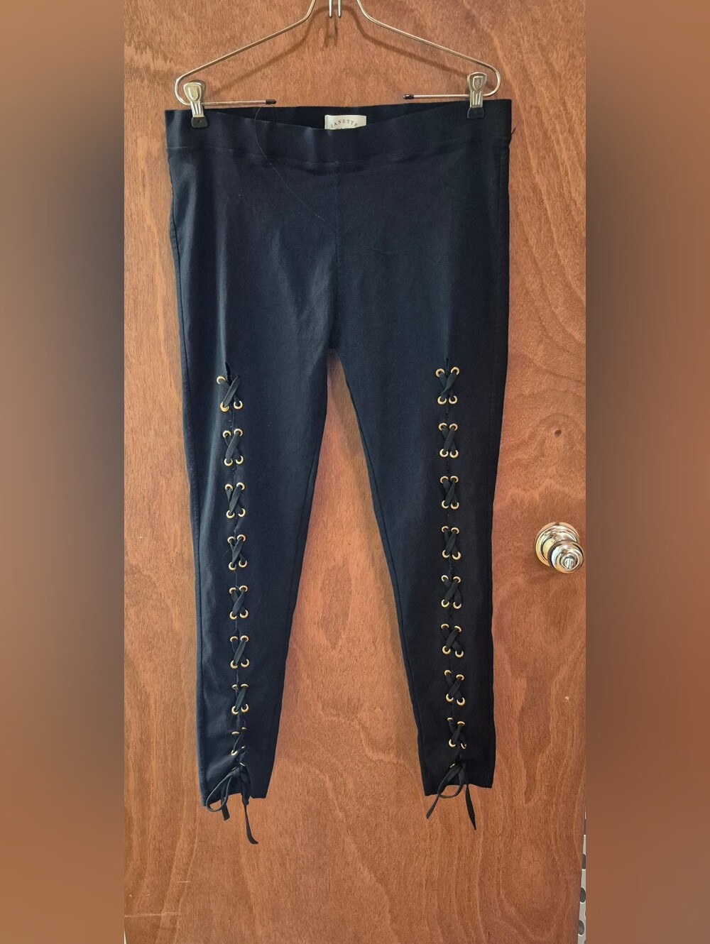 Women's Black Lace-Up Front Detail Leggings